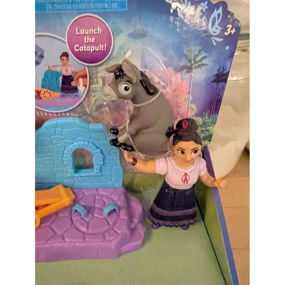 Disney Encanto‎ Luisa Small Doll Playset